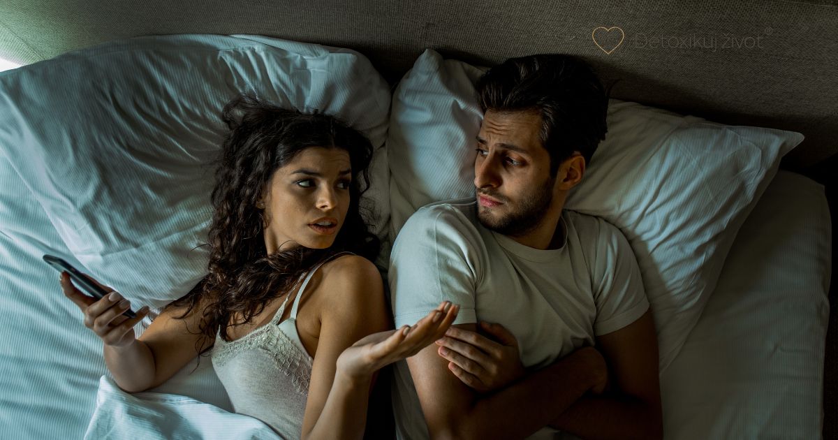 Jaký může mít red flag význam ve vztahu? 36 signálů, na co si dát pozor