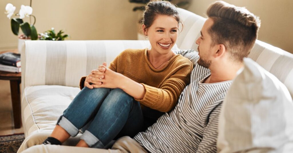 Znáte všechny fáze vztahu? 6 fází, kterými si projde každý pár 11 Vaše láska může růst a prohlubovat se s každou další fází.