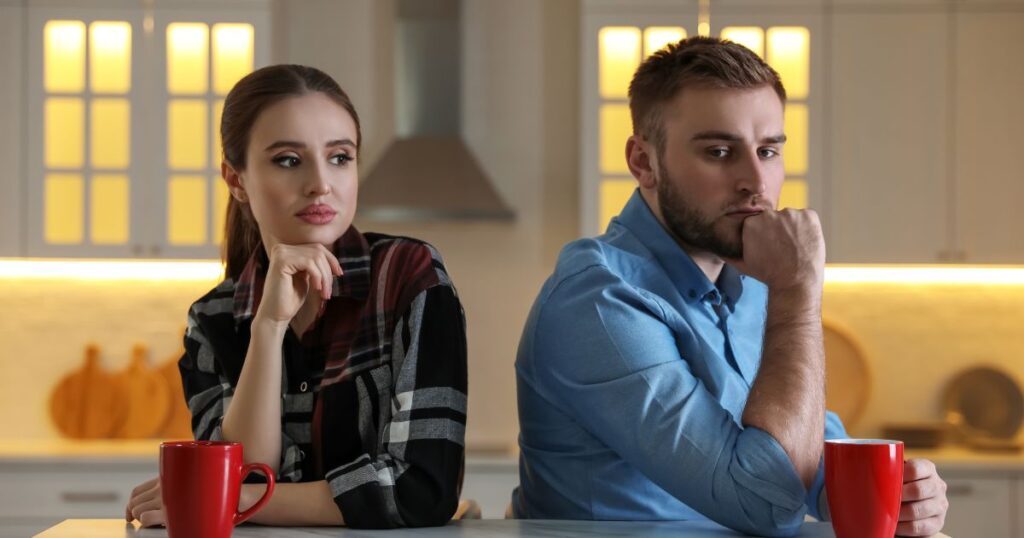 Znáte všechny fáze vztahu? 6 fází, kterými si projde každý pár 13 Krize ve vztahu může být začátkem něčeho ještě krásnějšího než předtím.