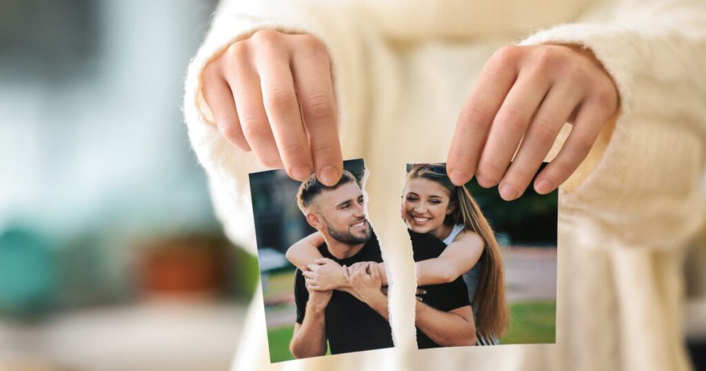 6 rad, jak zvládnout všechny fáze rozchodu 3 Vztek je energie, která chce ven, nenechte ji zničit vaši důstojnost.